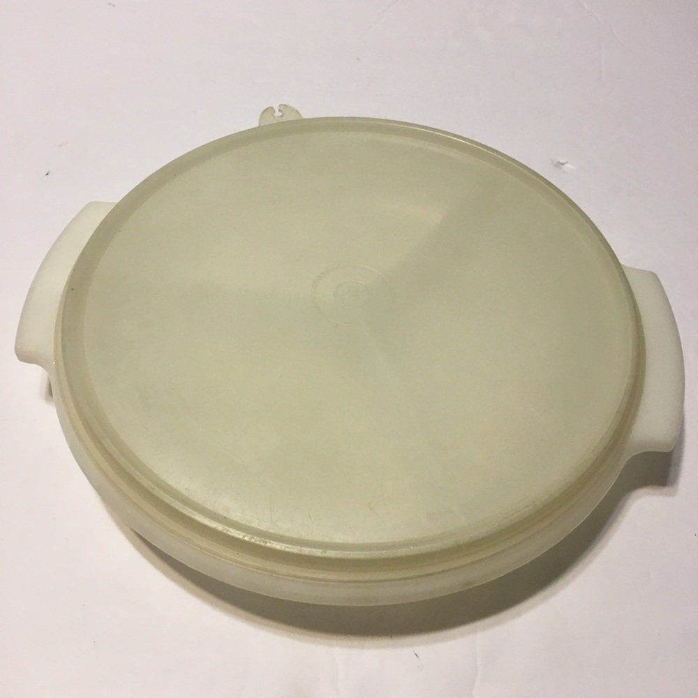 Tupperware White Suzette Divided Serving Platter